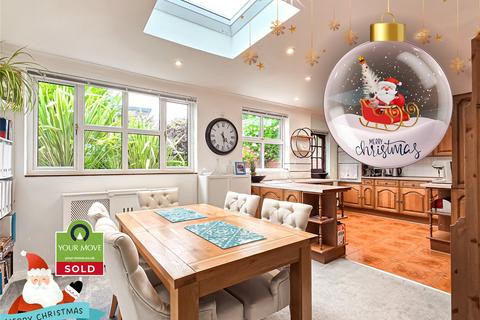92 Dunblane Road, London, SE9 6RT