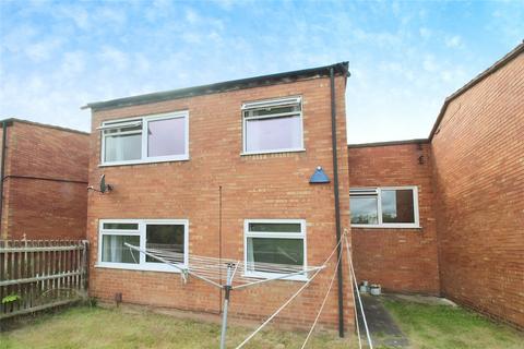 3 bedroom terraced house to rent, Greystoke Close, Leicestershire LE4