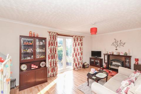 3 bedroom terraced house for sale, Guilfords, Essex CM17