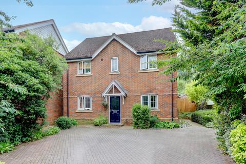 2 bedroom apartment for sale, Mallard Place, Buckinghamshire HP11