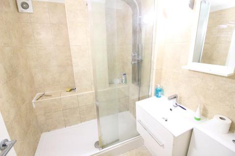 Flat A Eastern House, Clarence Court Rushmore Hill, Orpington, BR6 7LZ