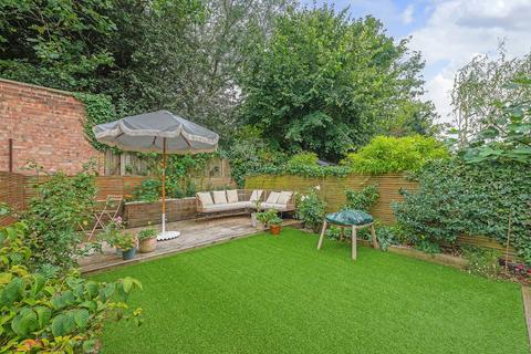 35 Park End, Bromley, BR1 4AN