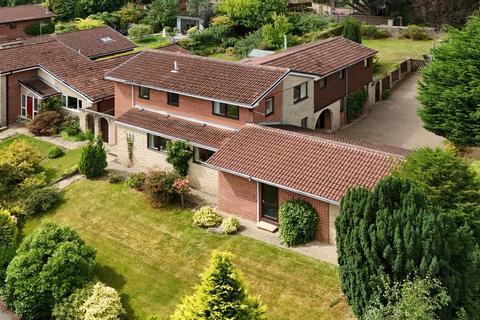 69 Dore Road, Sheffield, S17 3ND