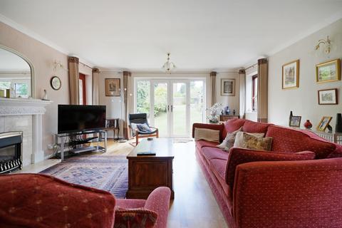 69 Dore Road, Sheffield, S17 3ND