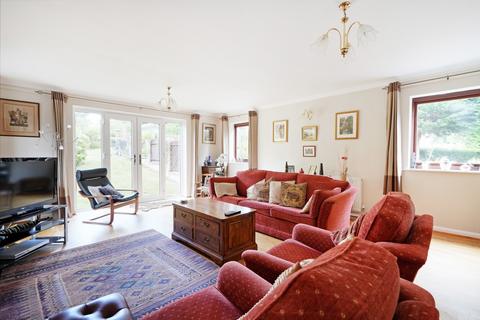 69 Dore Road, Sheffield, S17 3ND