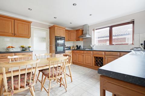 69 Dore Road, Sheffield, S17 3ND