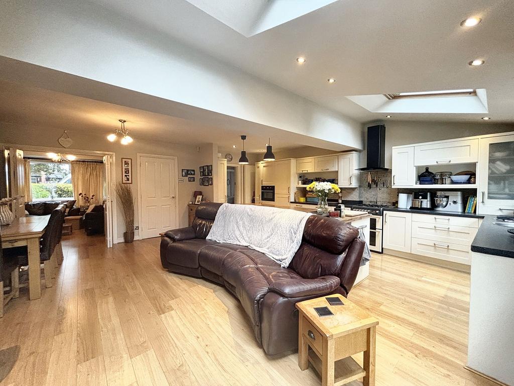 Kitchen/Diner/Family Room