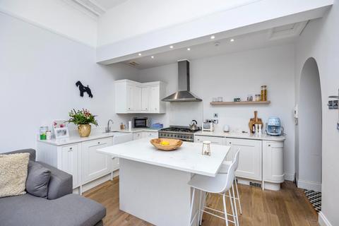 2 bedroom flat for sale, Cromwell Road, Hove