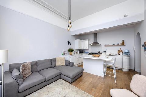 2 bedroom flat for sale, Cromwell Road, Hove