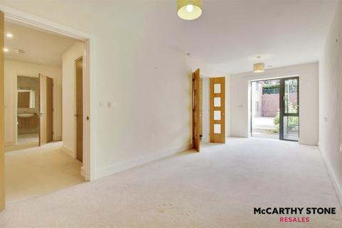 1 bedroom apartment for sale, Mandeville Court, 261 Darkes Lane, Potters Bar