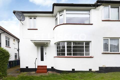 9 Laleham Avenue, London, NW7 3HN