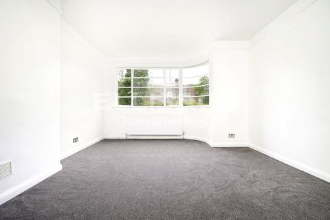 9 Laleham Avenue, London, NW7 3HN