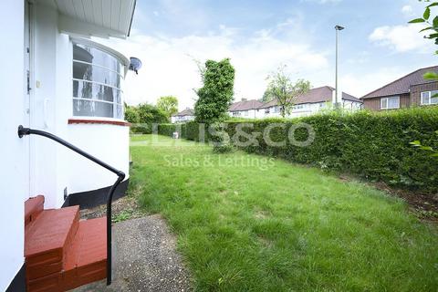 9 Laleham Avenue, London, NW7 3HN