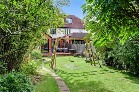 95 Hare Lane, Claygate, Esher, KT10 0QX