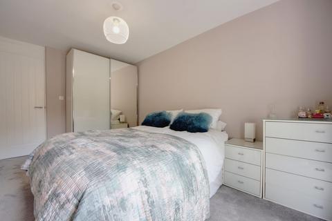 26 Morgan Close, Northwood, HA6 3NE