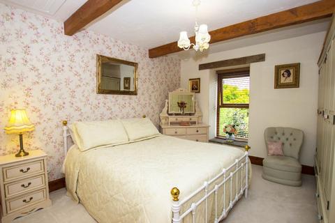 93 Sunnyhurst Lane, Darwen, BB3 1JU