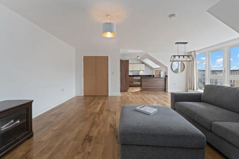 3 bedroom barn conversion for sale, 54, West Drayton, UB7