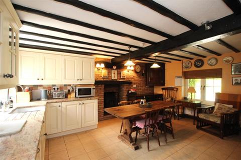 Corner Farm House Pelham Road, Claxby, Market Rasen, LN8 3YR