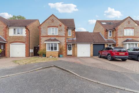 3 bedroom link detached house for sale, Martindale, Iver SL0