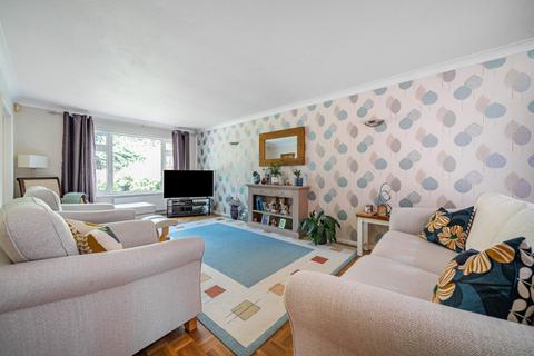 16 Kimber Close, Windsor, SL4 4BJ
