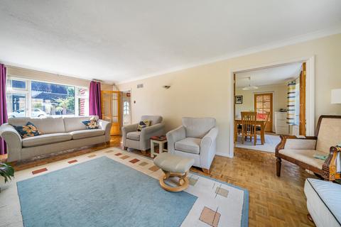 16 Kimber Close, Windsor, SL4 4BJ