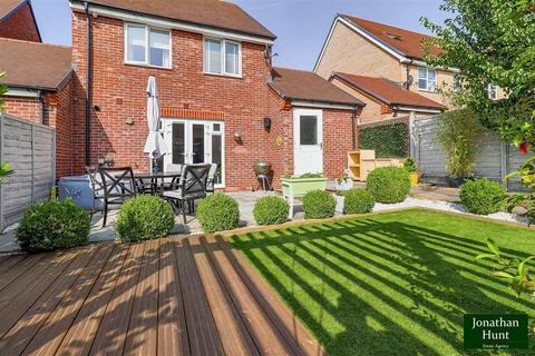 27 Aldridge Way, Buntingford, SG9 9FX