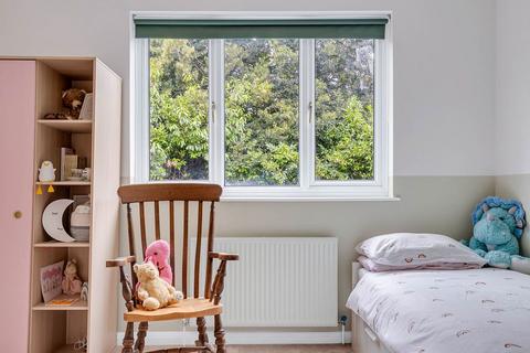 126 Abercairn Road, London, SW16 5AG
