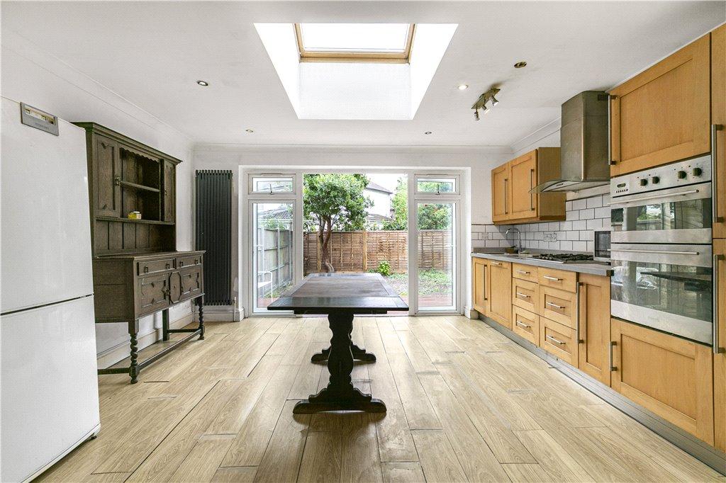 Reception/Kitchen