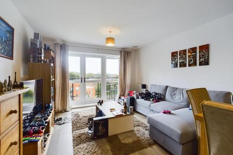 1 bedroom flat for sale, West Green Drive, Crawley RH11