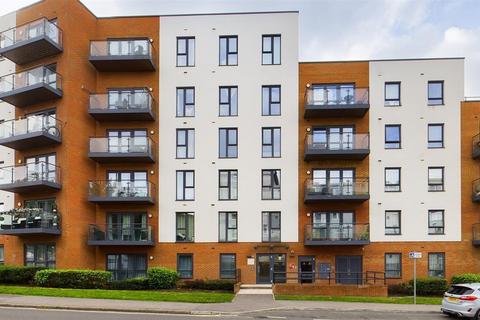 1 bedroom flat for sale, West Green Drive, Crawley RH11