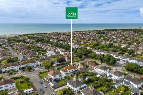 2 bedroom flat for sale, Nutley Drive, Goring-by-Sea, Worthing, West Sussex, BN12