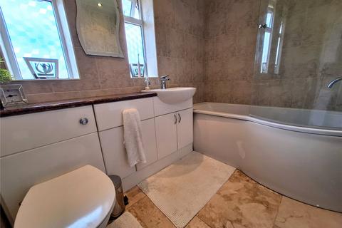 30 Oban Avenue, Oldham, OL1 4LW