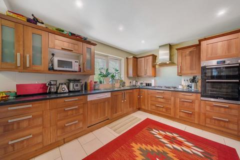 3 bedroom detached house for sale, Bellfield Close, Blackheath