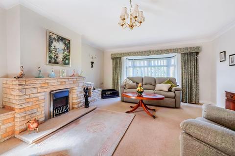 60 Corbett Road, Carterton, OX18 3LE