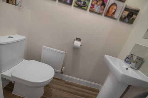1 Woodpecker Way, Thrapston, Kettering, NN14 4RZ