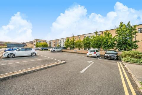 1 bedroom flat for sale, Thame,  Oxfordshire,  OX9