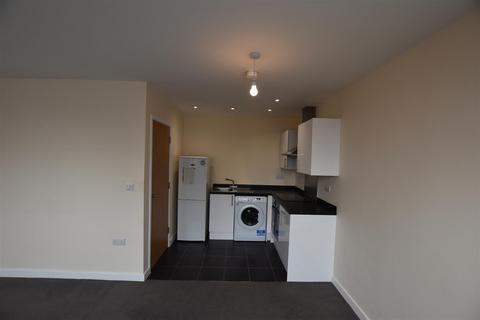 Studio to rent, Burleys Way, Leicester