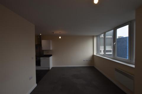 Studio to rent, Burleys Way, Leicester