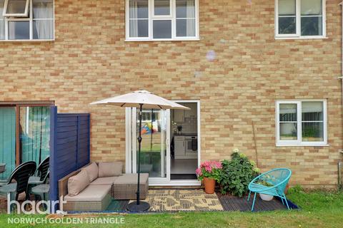 2 bedroom terraced house for sale, Bridle Lane, Norwich