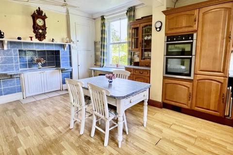 The Grange Daggons Road, Alderholt, Fordingbridge, SP6 3DN