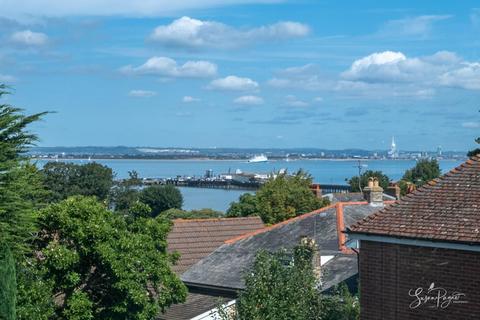 4 bedroom detached bungalow for sale, Spencer Road, Ryde