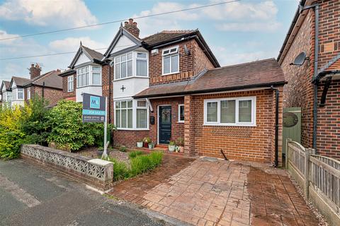 3 bedroom semi-detached house for sale, Glebe Avenue, Grappenhall, Warrington