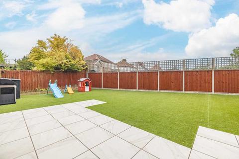 5 Swallow Fields, Iver, SL0 0DQ
