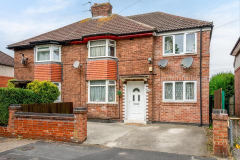 4 bedroom semi-detached house for sale, Kingsway North, York