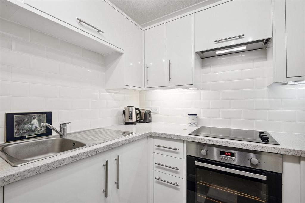 Homecross House, W4 - FOR SALE