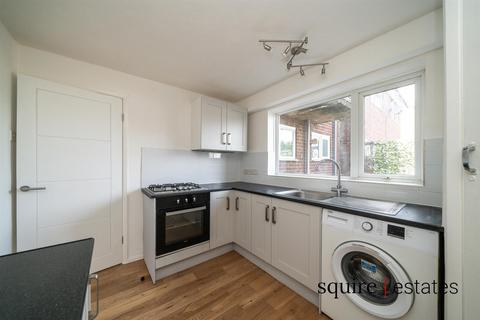 2 bedroom maisonette for sale, Warners End Road, Hemel Hempstead