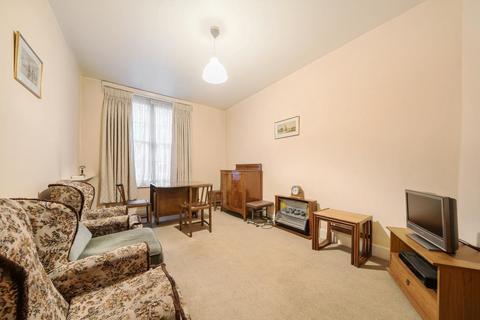 1 bedroom flat for sale, Grove End House,  St. John's Wood,  NW8