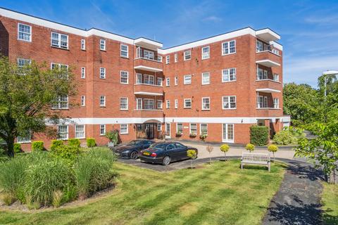 2 bedroom apartment for sale, Bulstrode Court, Gerrards Cross, Buckinghamshire, SL9