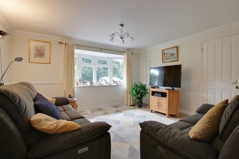 4 bedroom semi-detached house for sale, LYNTON GARDENS, FAREHAM