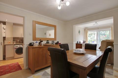 4 bedroom semi-detached house for sale, LYNTON GARDENS, FAREHAM